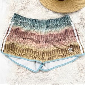 Adidas original x Farm Feathered Shorts M